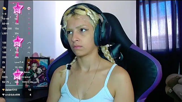 blondegamerr stripchat live cam model