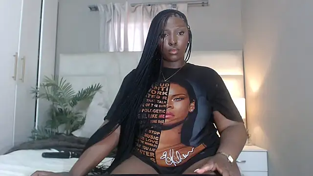 naughtyblackdolie stripchat live cam model