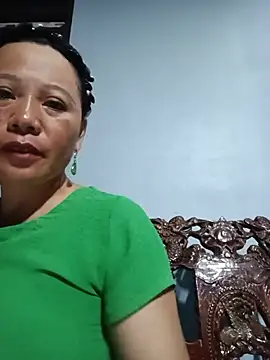 Jooj- stripchat live cam model