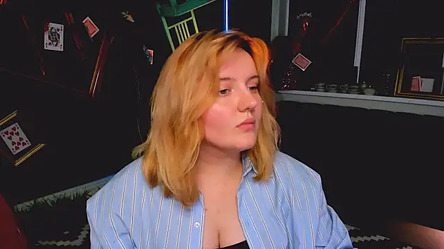 KathyBriggs stripchat live cam model