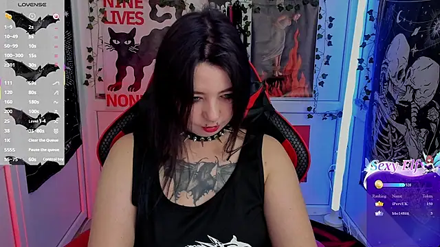 PurpleRune stripchat live cam model