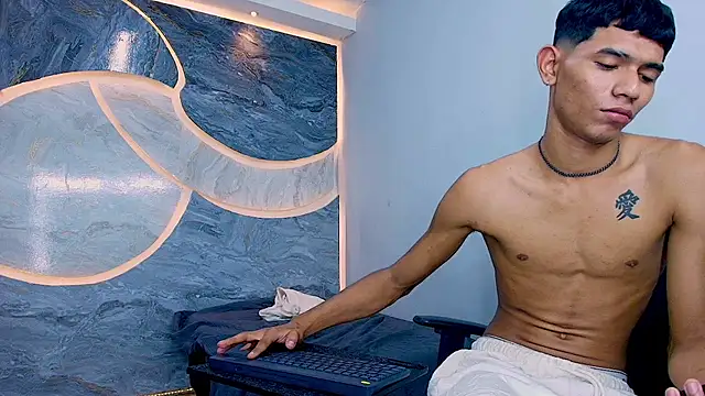 sex_boy33_ stripchat live cam model