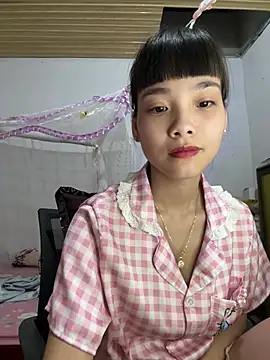 Kely2003 stripchat live cam model