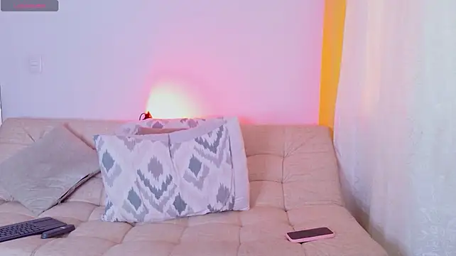 KiimBrooks stripchat live cam model