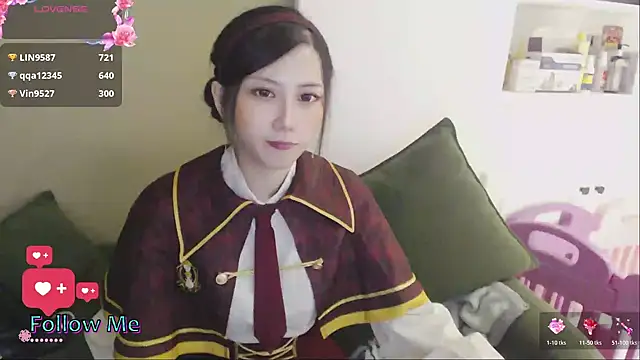whitecat13 stripchat live cam model