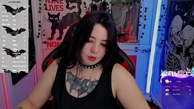 PurpleRune stripchat live cam model