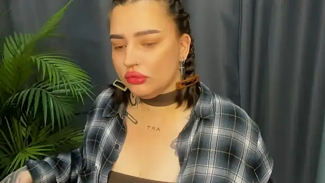NikkiSummer stripchat live cam model