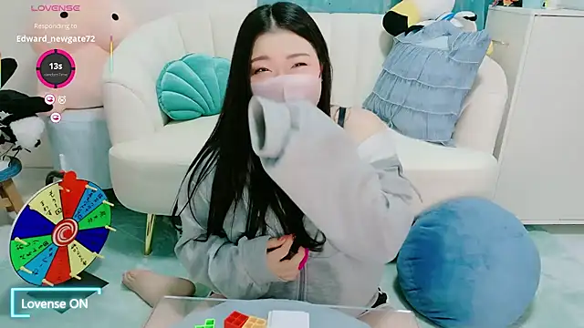 yukinko_o_ stripchat live cam model