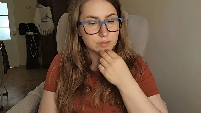 SeasonalSomeone stripchat live cam model