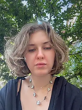 KellyKeler stripchat live cam model