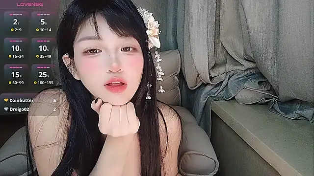 Lucky-lulu stripchat live cam model