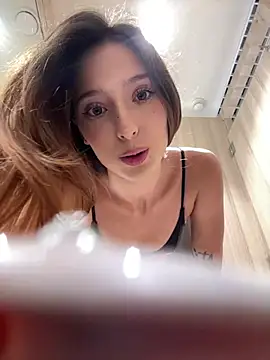 LilluKatten stripchat live cam model