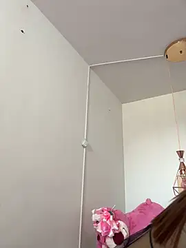 ViankaRose stripchat live cam model