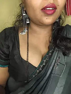 ur_love_kannada1 stripchat live cam model