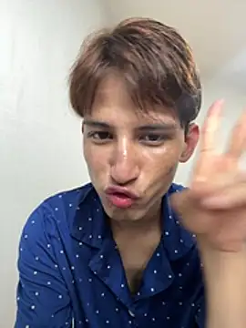 BBY_boh stripchat live cam model