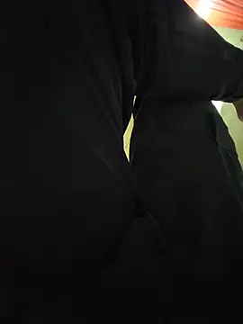 sam128hhbs stripchat live cam model