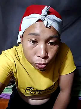 nami-2k stripchat live cam model