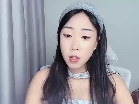 diudiu622 stripchat live cam model