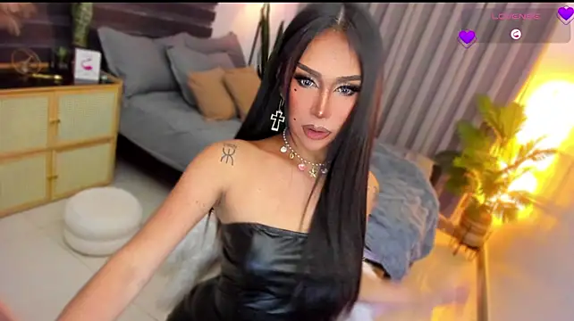 UrSluttyGoddess stripchat live cam model