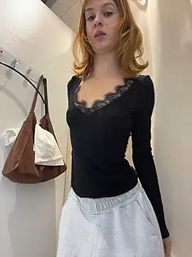 Outdorable stripchat live cam model