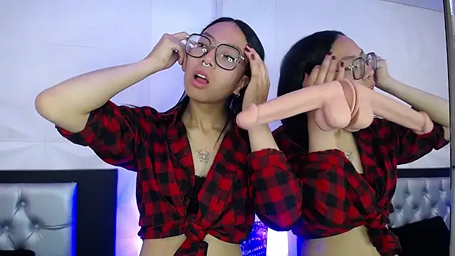 shark_star stripchat live cam model