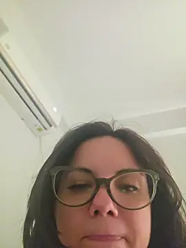 Diamond_Monna stripchat live cam model