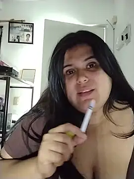Bechaaa stripchat live cam model