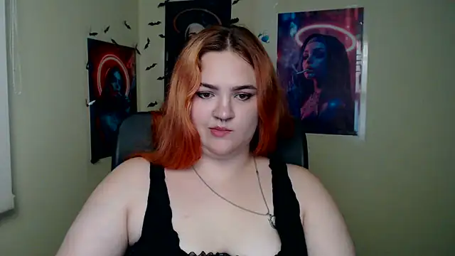 RinaRiii stripchat live cam model