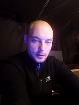 NoaReeed stripchat live cam model