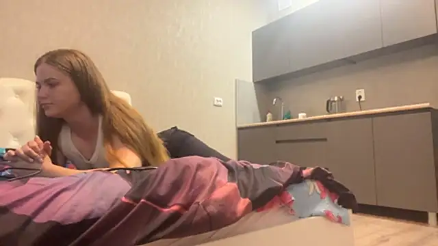 AgnaFire stripchat live cam model