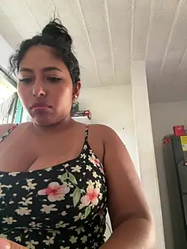 emmyjhonson07 stripchat live cam model