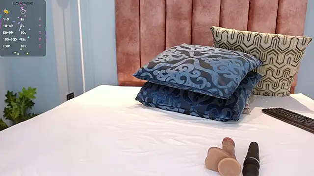 sussy_leon stripchat live cam model