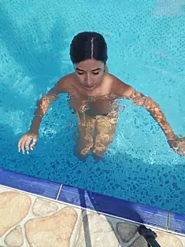 Pretty_roxxyy stripchat live cam model