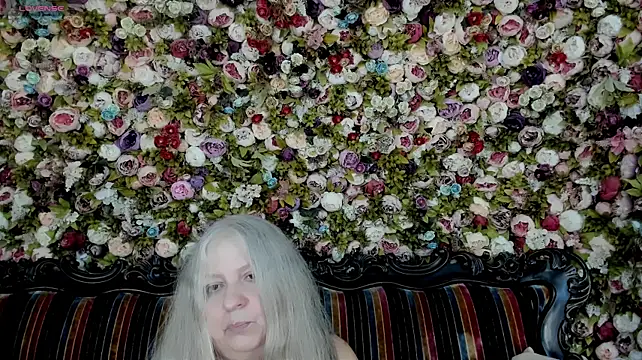 mariabelladonna stripchat live cam model
