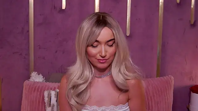 AliceSchuster stripchat live cam model