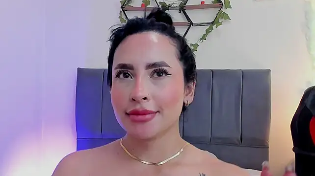Lisagh_ stripchat live cam model
