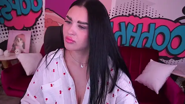 CherrryQueen stripchat live cam model