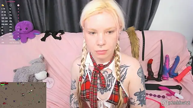 HelenGoat stripchat live cam model