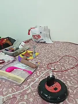 Shanu_Shah stripchat live cam model