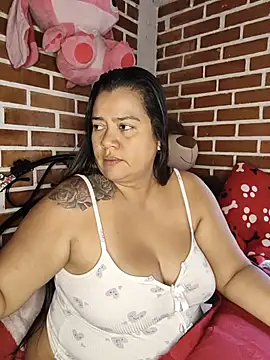NARNYALABELLA stripchat live cam model