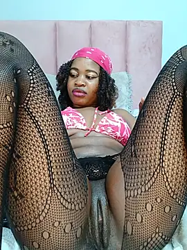 Cherrydollx stripchat live cam model