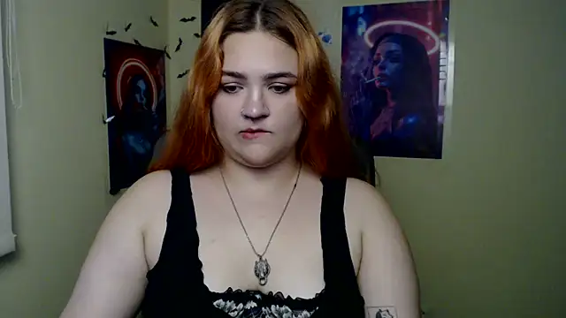 RinaRiii stripchat live cam model