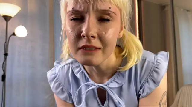 pewpewpiu stripchat live cam model