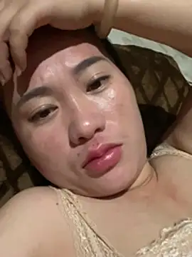 Ruby-cum stripchat live cam model