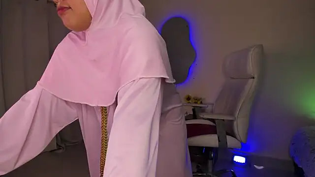 ShairaMassu stripchat live cam model