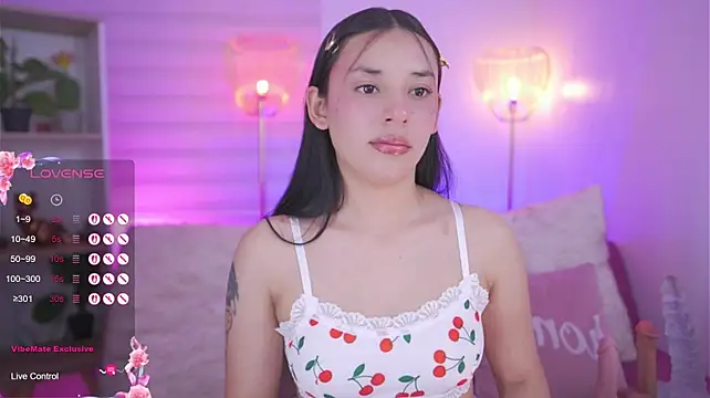 hade1_ stripchat live cam model