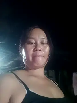 GinieBaby stripchat live cam model