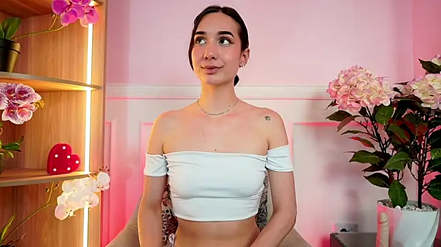 ZoeBelmont stripchat live cam model