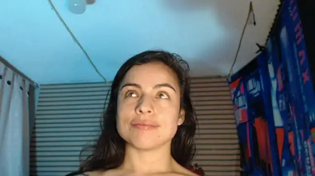 rosse_2504 stripchat live cam model