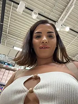 chloenyx stripchat live cam model